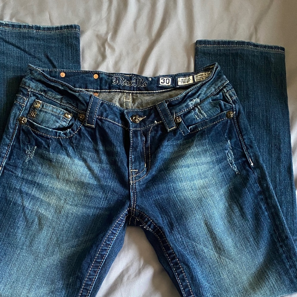 Miss Me Women's Dark Blue straight Cut Jeans